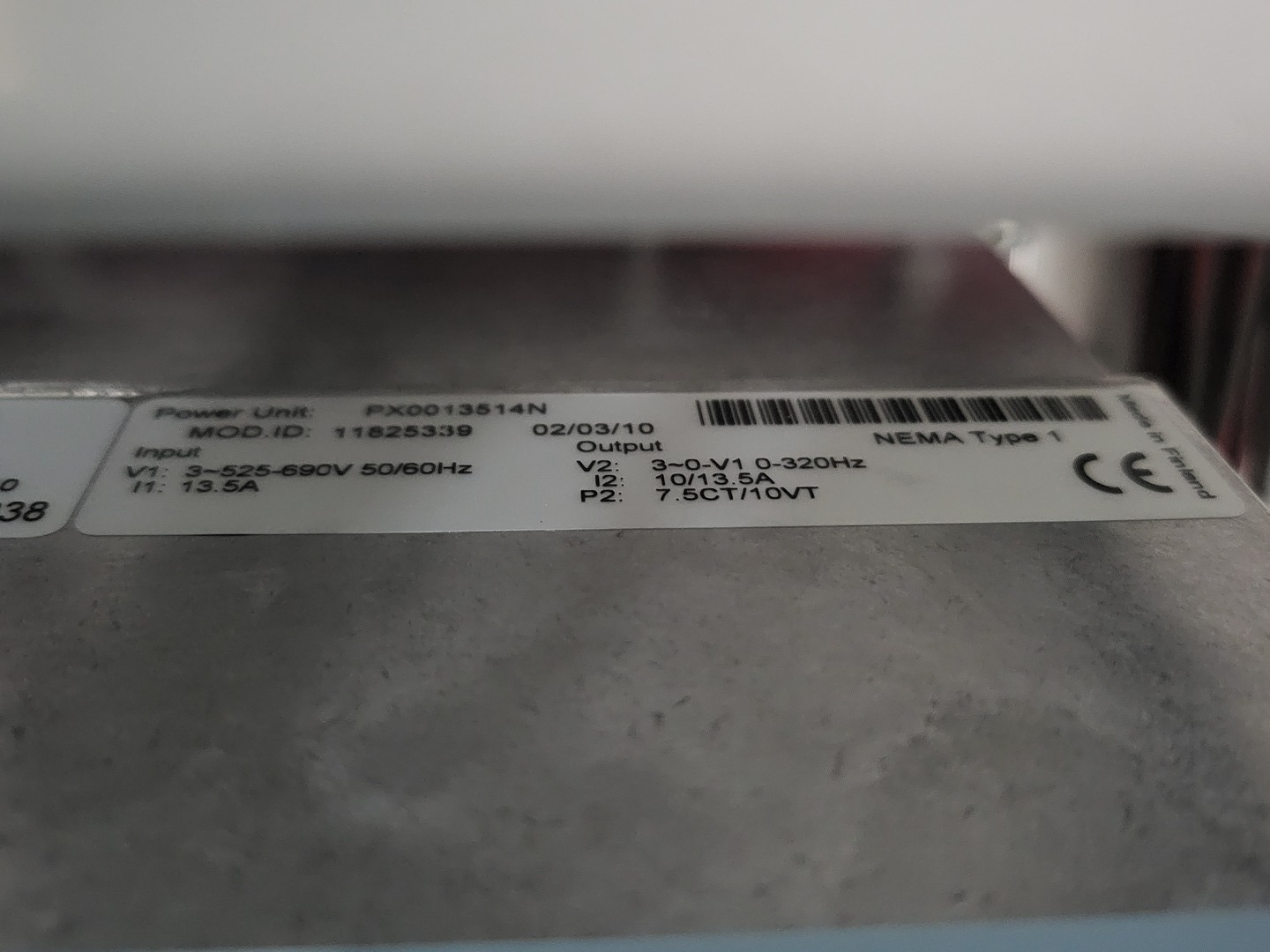 10 HP Eaton, SVX007A1-5A4N1, variable frequency drive, 600 Volts, 10 amps, like new - Image 9