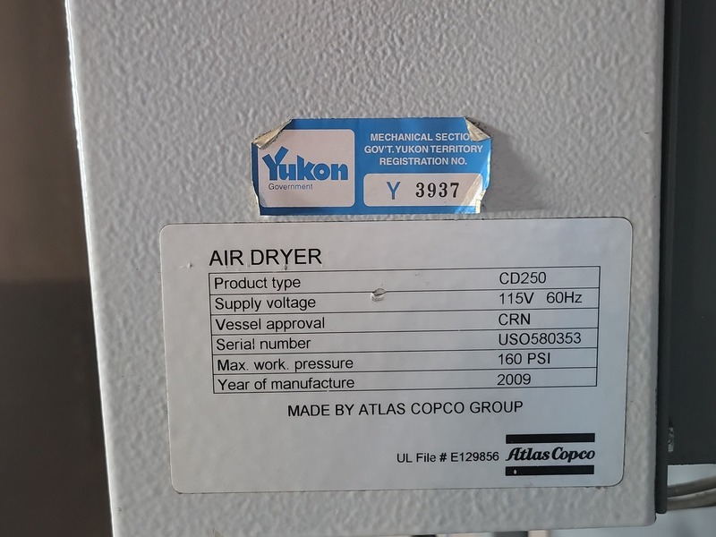 530 cfm, Atlas Copco #CD250, desiccant air dryer, 160 psi, 115 V., 3 phase, 2009 - Image 4