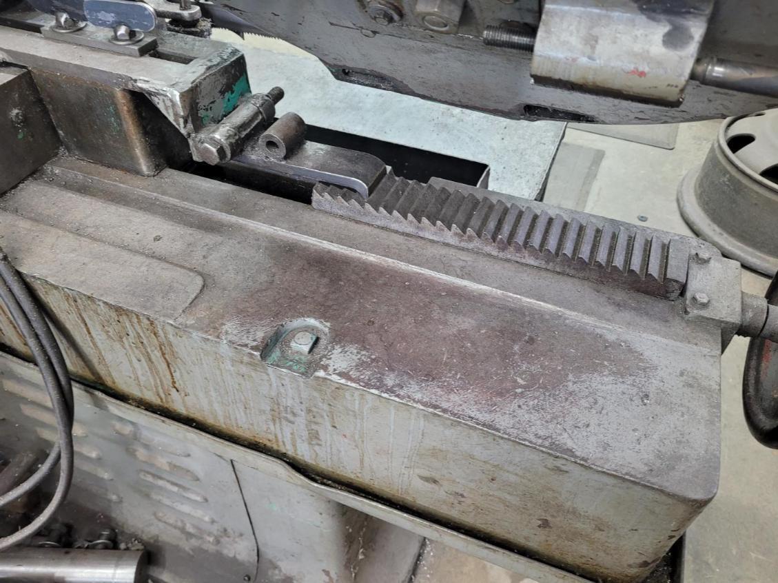 12" x 16" Wellsaw, heavy duty horizontal bandsaw, 13' 6" x 1" x .035" blade, 60-300 FPM, 12" x 12" conveyor - Image 9