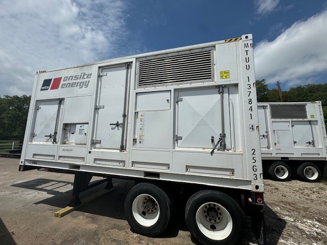 550 KW Mtu Onsite Energy #12V1600B40S, diesel towable rental generator, sound attenuated enclosure, 6671 - Image 2