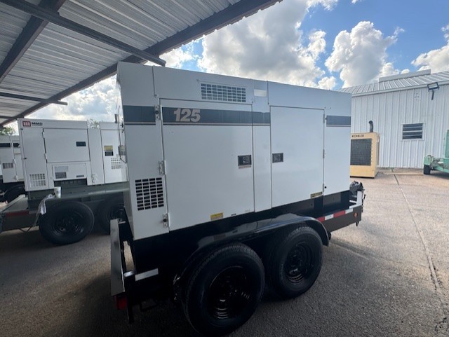 100 KW Multiquip #DCA125USI, portable/rental unit diesel generator, sound attenuated enclosure, 240/480 - Image 2