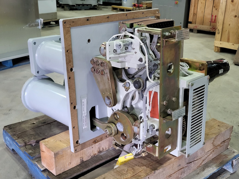 Hitachi T & D Solutions, HVB-S1-C, 14500 Volts breaker, new surplus, 2012 - Image 2