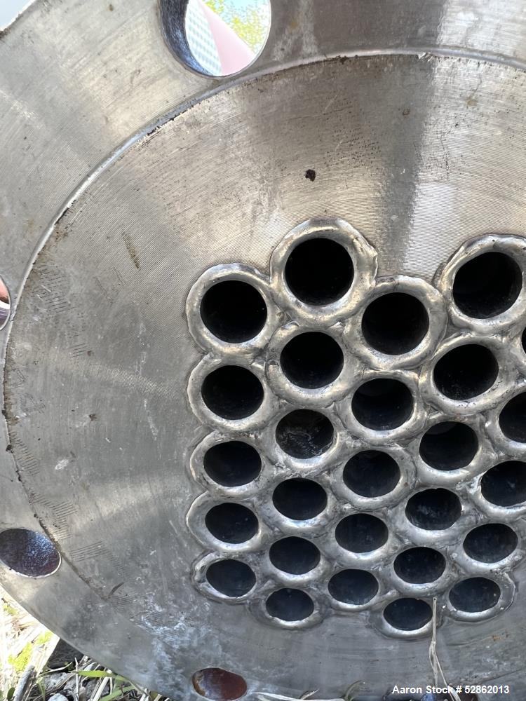 20.2 sq.ft., Doyle & Roth, Vertical Shell and Tube Heat Exchanger, 150 psi / FV @ -20 to 200&deg; F. (27) .75" - Image 6