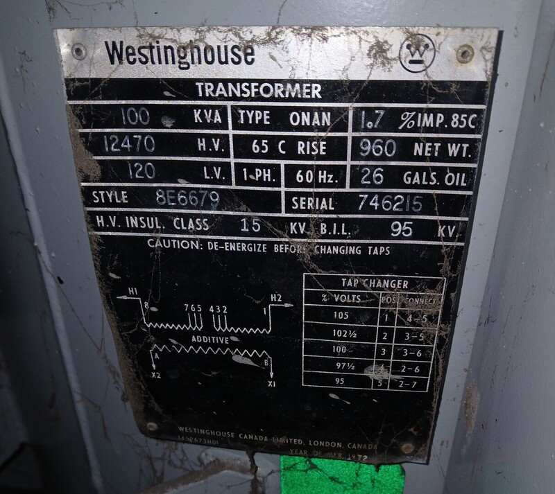 100 KVA 12470 Primary 120 Secondary, Westinghjouse 8E6679, pole mount transformer, oil type, 1972 - Image 2