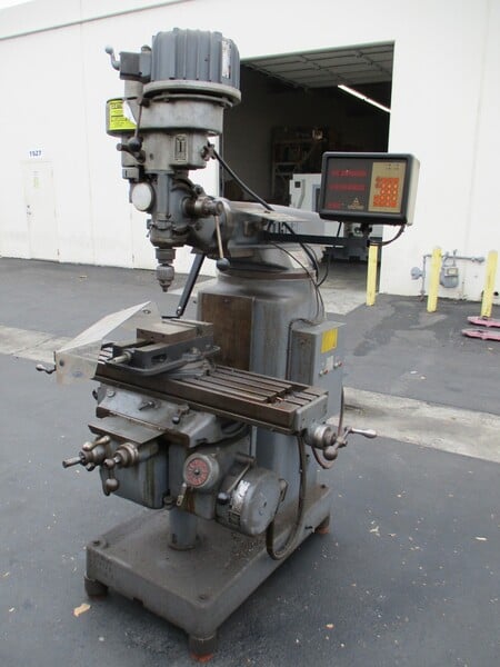 Tree #2UVR, vertical mill, 10.5"x42"tbl, 2 HP, 2-Axis digital read out,variable speed 60-3300 RPM,power feed - Image 9
