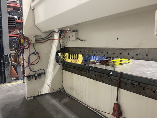 230 Ton, Cincinnati, press brake, 12' overall - Image 3