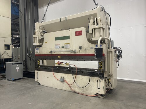 230 Ton, Cincinnati, press brake, 12' overall - Image 8