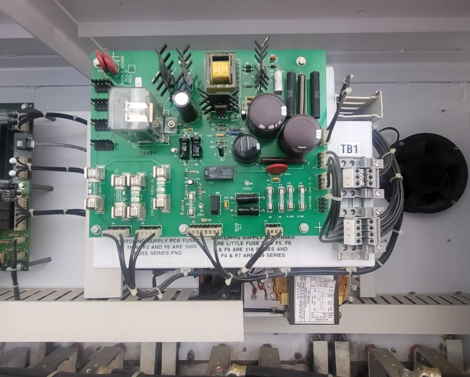 849 HP Centrilift, 8900-4-GCS-24P, VFD, 118" L x 48" W x 84" H, 3 phase, 380/480 Volts - Image 8
