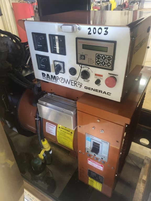 70 KW Generac #2970030100, Natural Gas Generator, 120/240 Volts, 1800 RPM, 3 phase, 107 HP, 88 kVA, 16 hours - Image 7