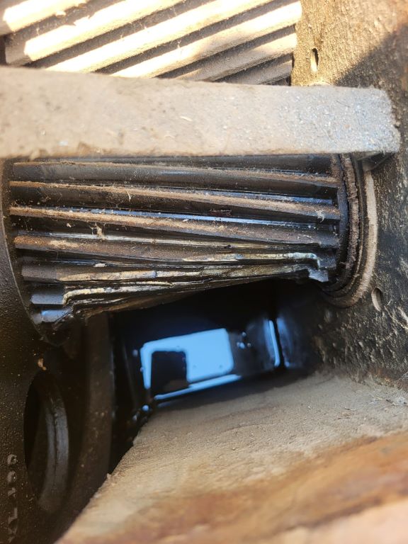 40 Cook, Pump Jack Gearbox w/bad intermediate gear - Image 7
