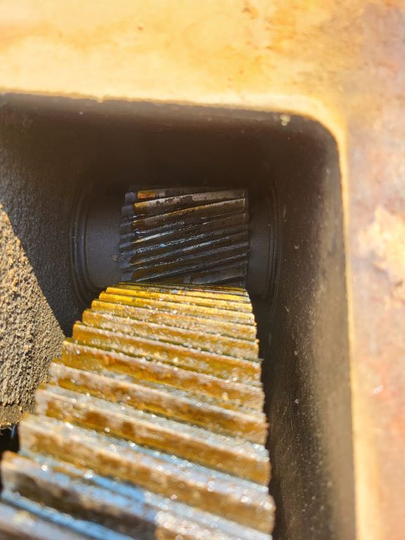 40 Cook, Pump Jack Gearbox w/bad intermediate gear - Image 9