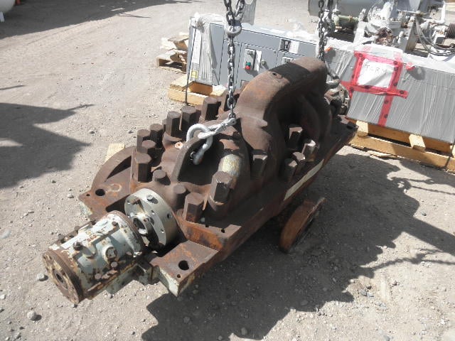 1268 GPM @ 3532' TDH, Goulds #3300-4x6x11, Centrifugal Pump, Horz., bare case, 6-stage, 6" suction, 4" - Image 1