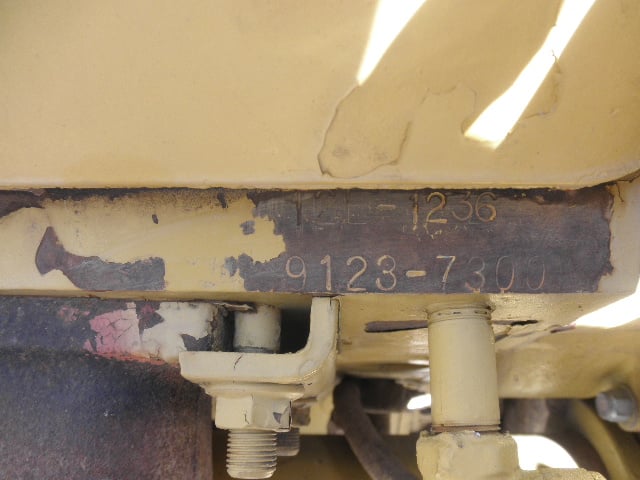 1000 HP Detroit #12V-149T, Diesel Engine, V-12 cylinder, 2-cycle, 1900 RPM, 5.75" stroke, 5.75" bore, 29.39 L - Image 2