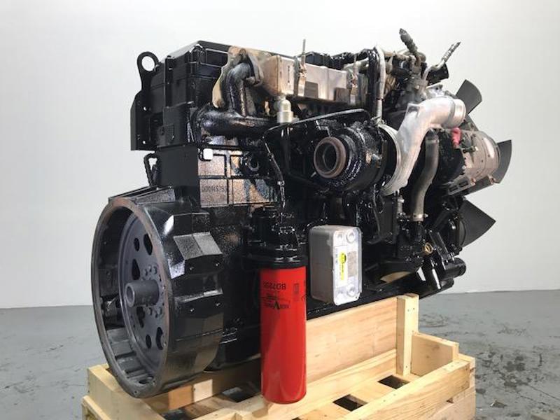 210 HP International MFX7, Complete Diesel Truck Engine, Used - Image 2