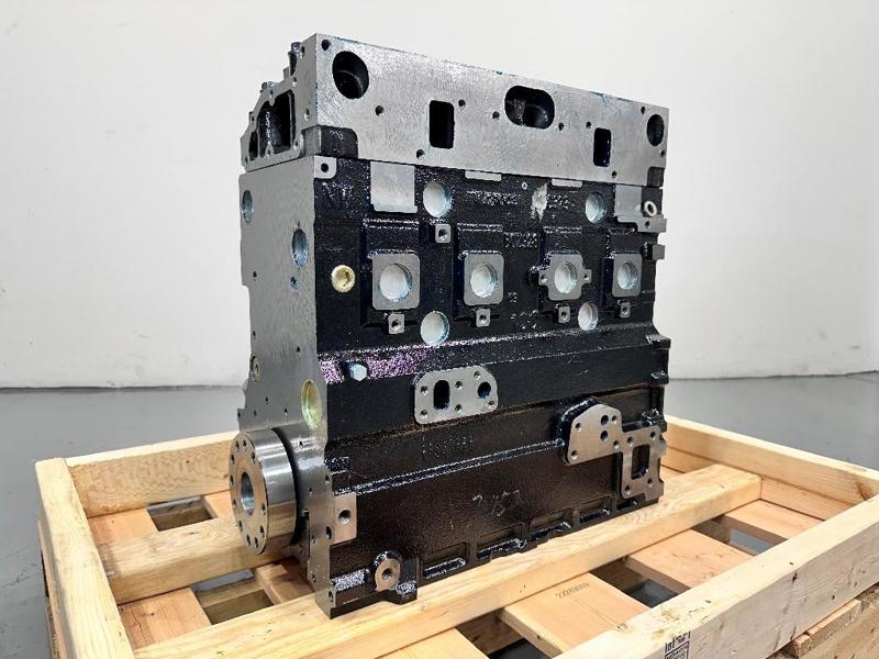 69 -130 HP Caterpillar 3054, Diesel Long Block Engine, New - Image 6