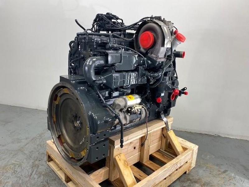 Komatsu SAA6D114E-5, Complete Diesel Engine, Rebuilt - Image 1