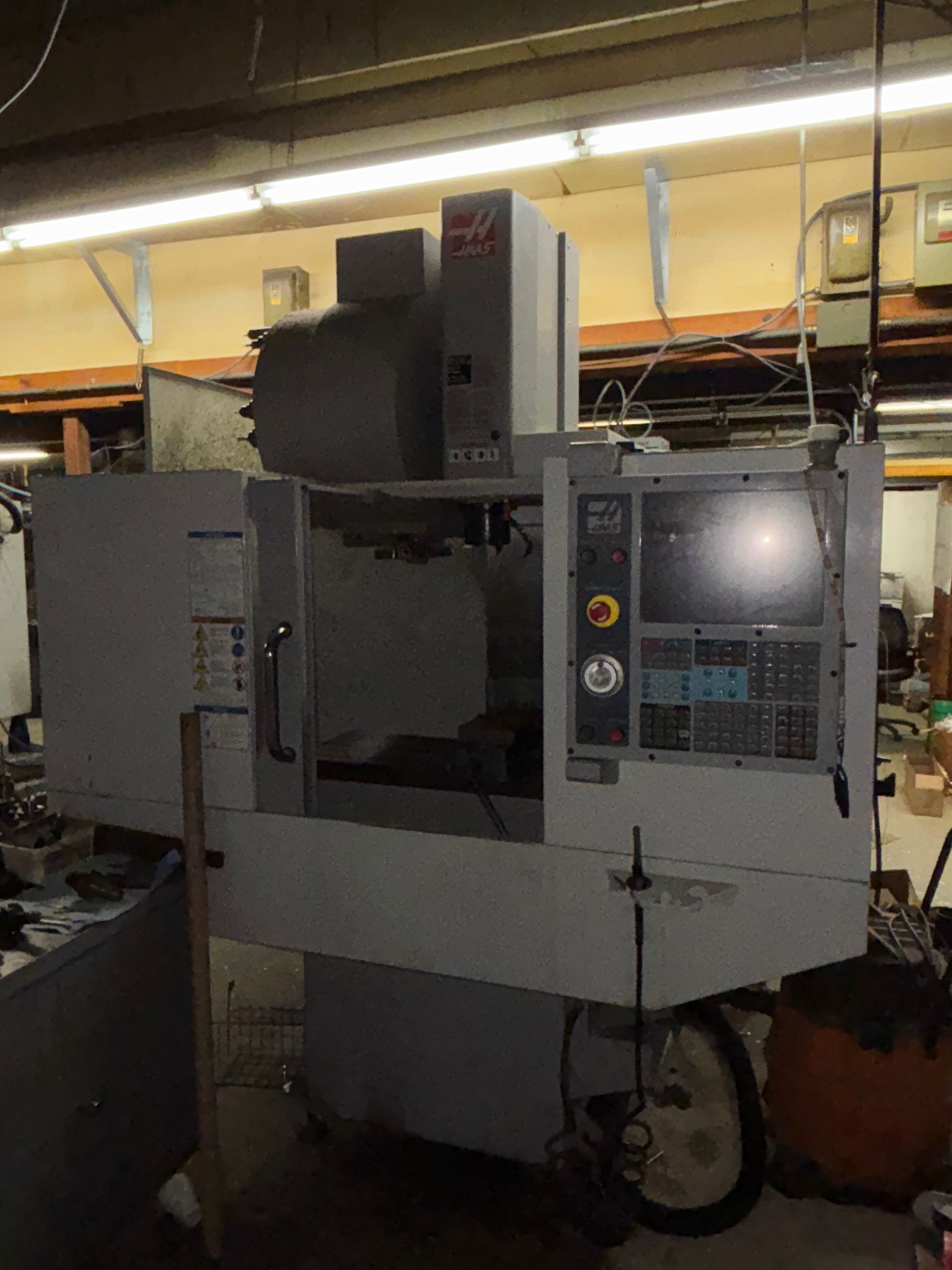 Haas #Mini-Mill-2, CNC vertical machining center, 20 automatic tool changer, 20" X, 16" Y, 14" Z, 10000 RPM - Image 1