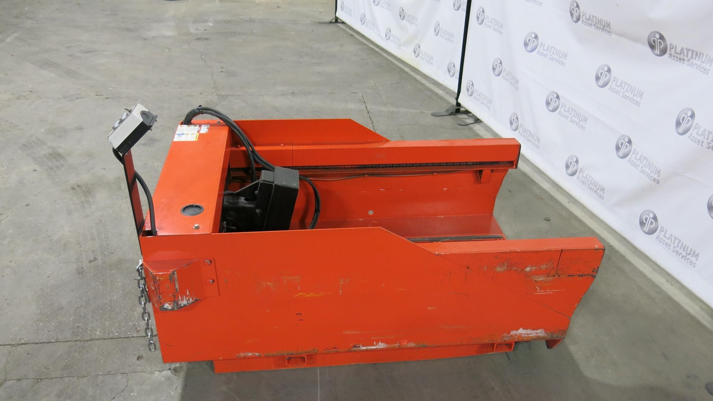 7000 lb. Electric Battery Tugger, Carney Battery Handling #ETA-30-24-FM, 2009 - Image 4
