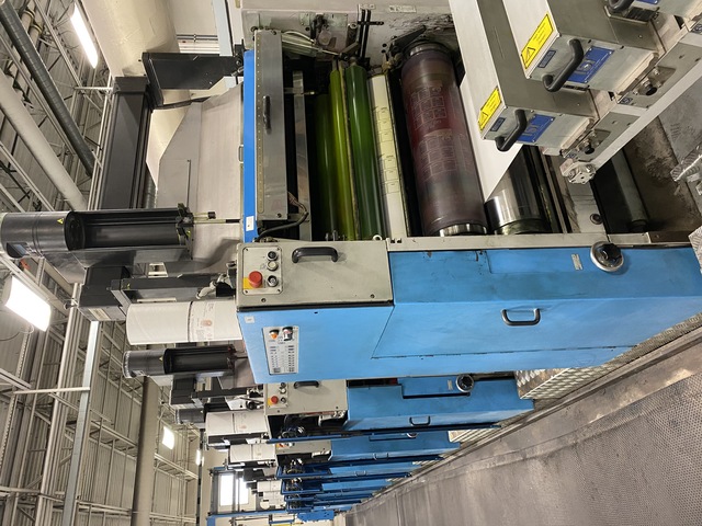 Muller Martini #A74, UV Web Offset Presses, (8) Unit, 22"/25.5" cutoff x 29" width, 50" Splicer roll, 2001 - Image 4