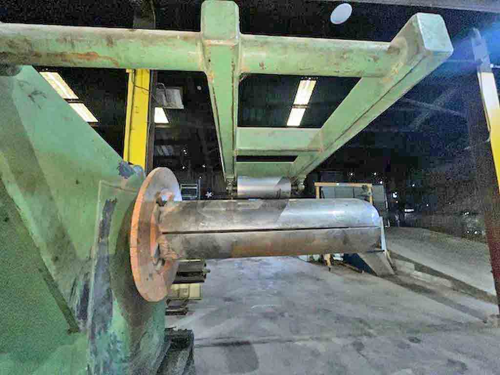 25000 lb. Rowe, uncoiler, 72", 68" face mandrel, hydraulic expansion, holddown roll - Image 9