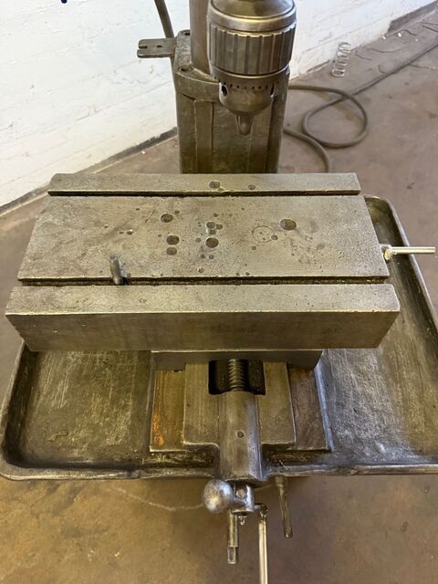 22" Buffalo #22, heavy duty drill press, 1.5" capacity, 65-1350 SPM, 220/440 V., 3-phase, power feed - Image 7