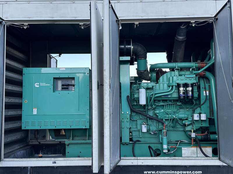 750 KW Cummins #DQFFA, diesel generator set, 277/480 Volts, 468 hours, 1490 HP @ 1800 RPM, QST30-G5 NR2 - Image 4