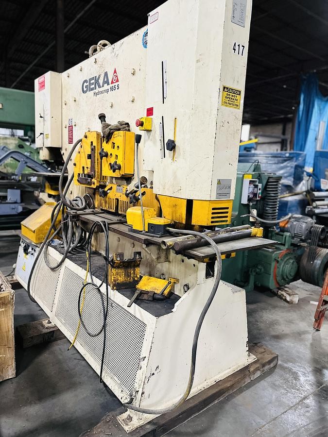8" x 8" x .7" Geka #Hydracrop-165/S, 165 ton, serial #106104 - Image 3