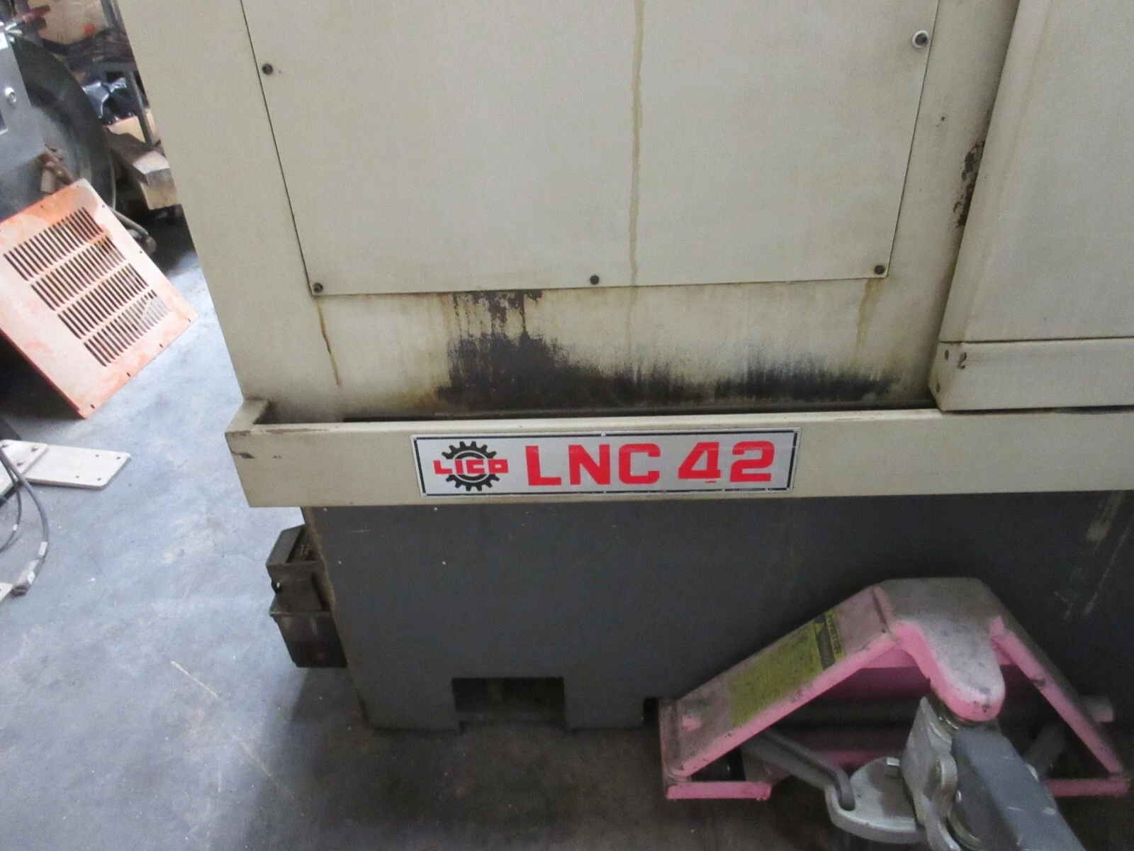 Lico #LNC-42, horizontal turning center, great deal - Image 4