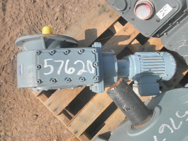 0.5 HP @ 780 RPM, Bauer #DPK782-178WMG, Right Angle Increaser Gearbox, 4.10 :1 Ratio, 3200 RPM Output, 1998 - Image 2