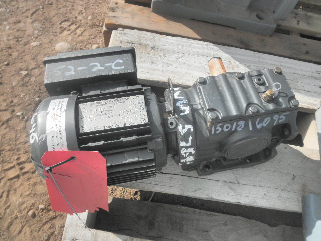 0.25 HP @ 1700 RPM, Eurodrive #S47DT71C4, Right Angle Gear Reducer Gearbox, 104.80 :1 Ratio, 16 RPM Output - Image 3