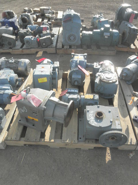 5 HP @ 4500 RPM, Eurodrive #SAF72, Right Angle Gear Reducer Gearbox, 21.14:1 Ratio, 203.25 RPM Output - Image 7