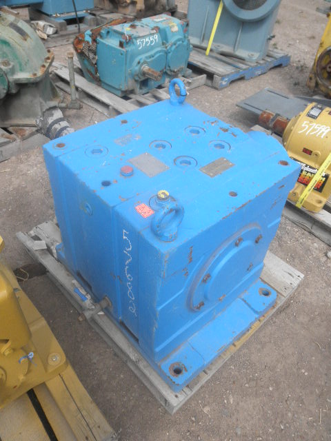 71 HP @ 350 RPM, Flender #KLN-280, Right Angle Gear Reducer Gearbox, 2.92 :1 Ratio, 119.70 RPM Output - Image 4