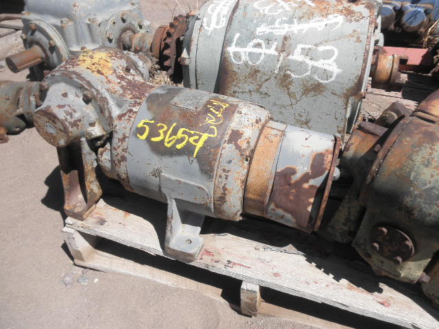 2 HP @ 1725 RPM, Master #106621, Right Angle Gearbox, 4.56:1 Ratio, 383 RPM Output, 220/440 V - Image 1
