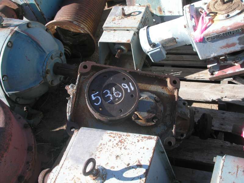 35.2 HP @ 1750 RPM, Philadelphia, Right Angle Gearbox, 7.59:1 Ratio, 230 RPM Output - Image 3