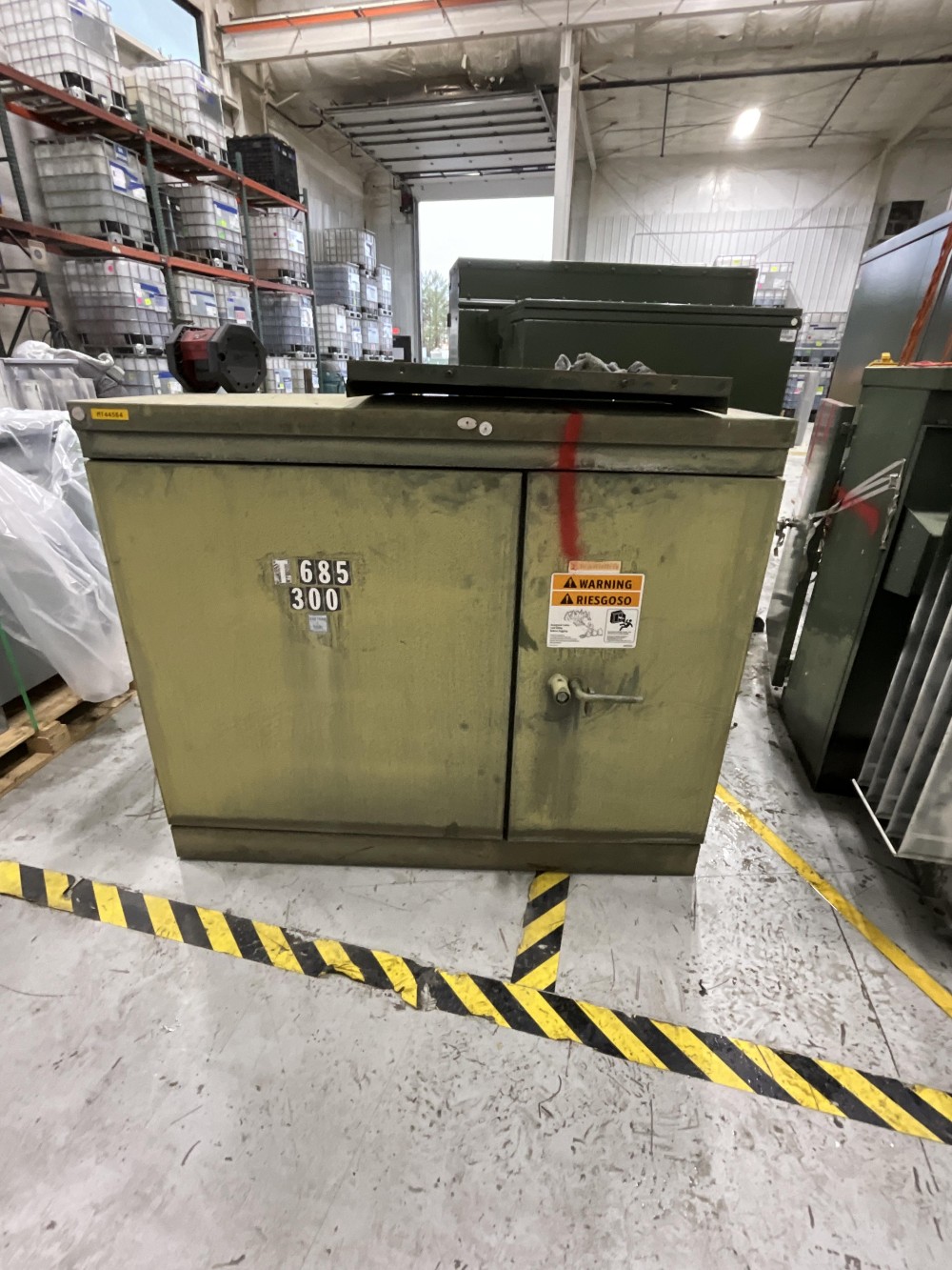 300 KVA 12470GY/7200 Primary, 480Y/277 Secondary, Westinghouse 3 phase, Padmount Transformer - Image 2