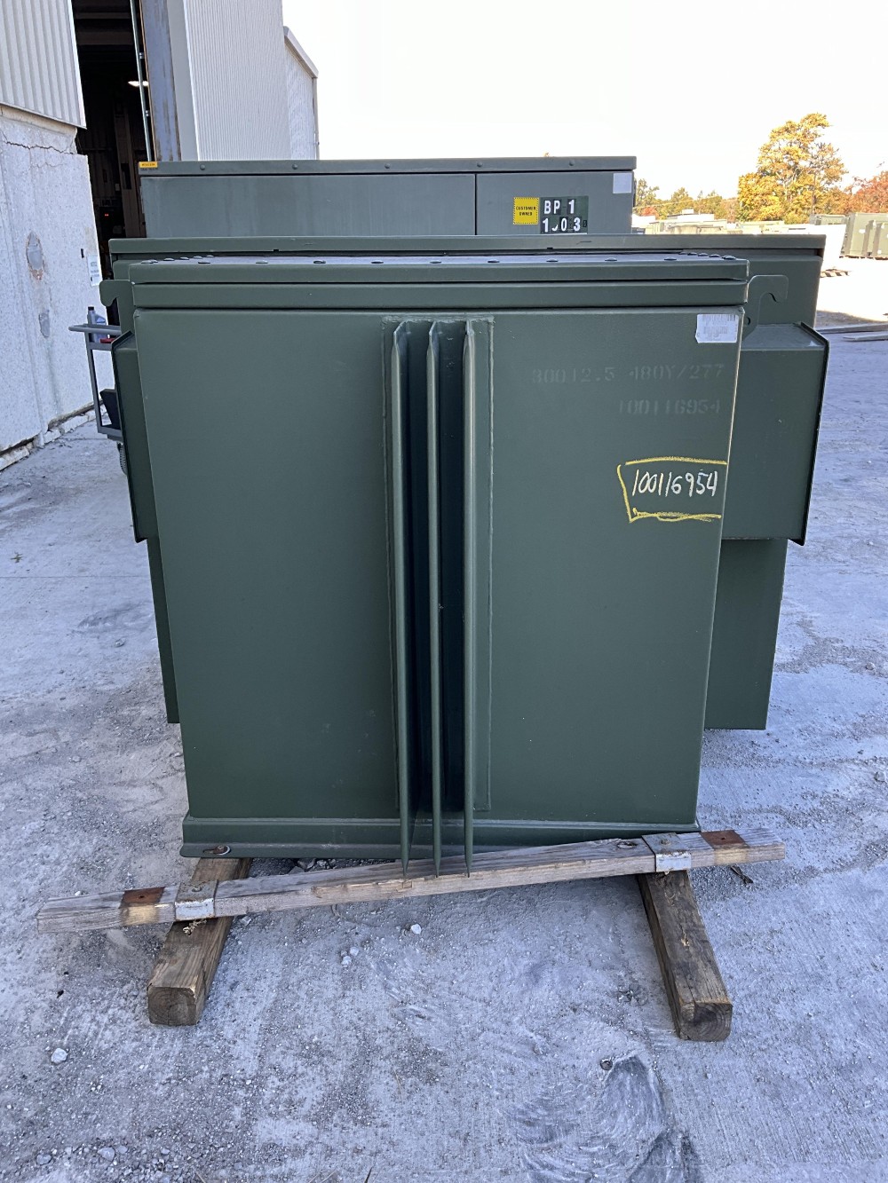 300 KVA 12470GY/7200 Primary, 480Y/277 Secondary, 3 phase, Padmount Transformer, New - Image 3