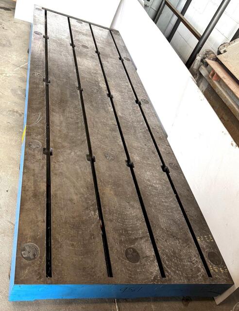 48" x 144" x 7" Bay Cast/Level-Tite Bay Cast Plate, T-Slotted, nice - Image 7