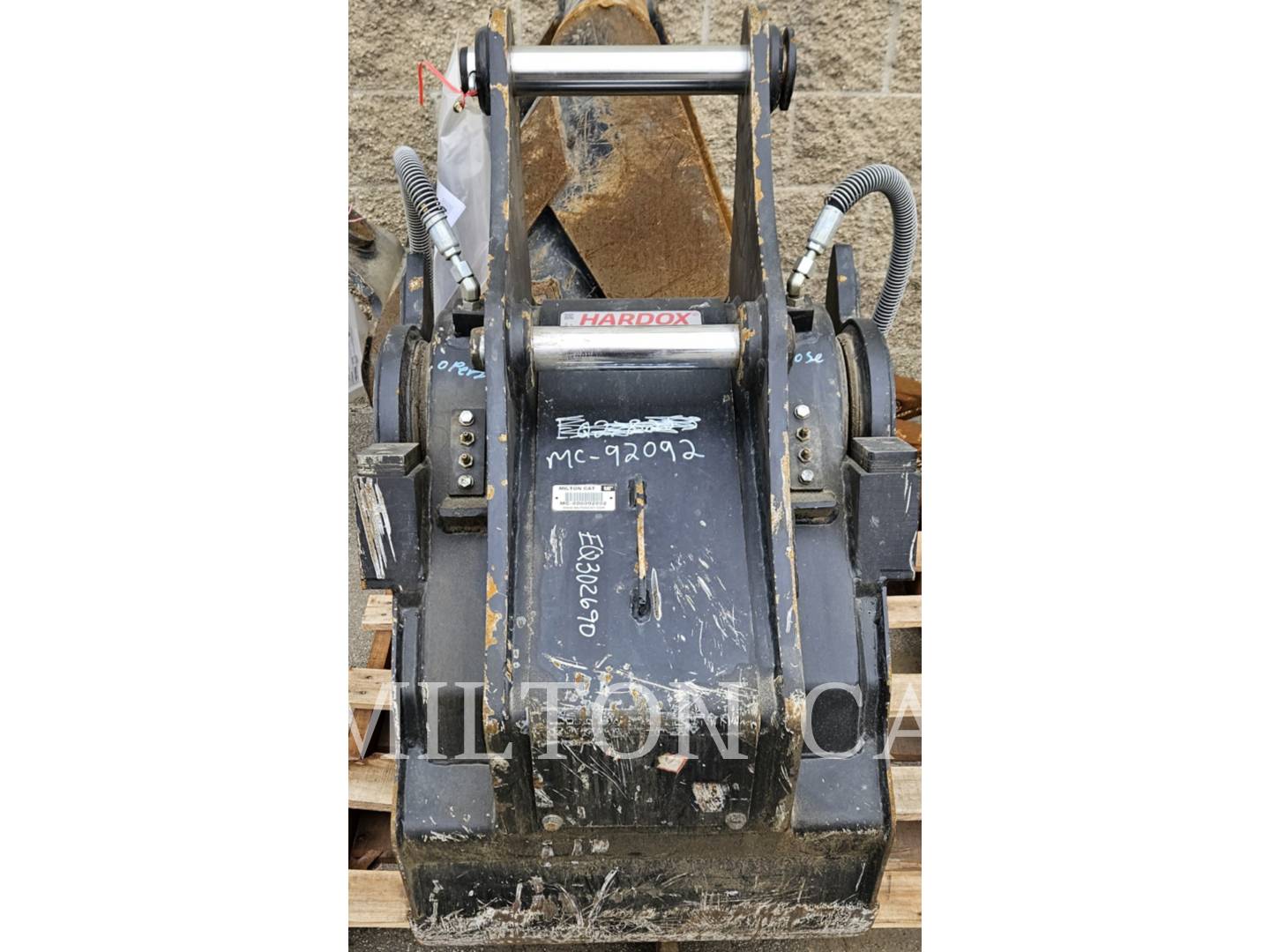 Ami Attachmentst BHL 24" HEAVY DUTY JAW BONE BUCKET, Bucket, S/N: 24002253-01-01, 2024 - Image 3