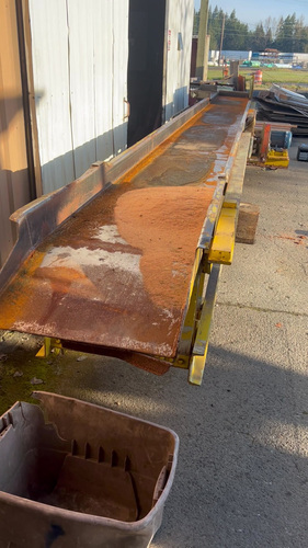 24" wide x 28' long, Carrier natural frequency trough conveyor, 5 HP - Image 5