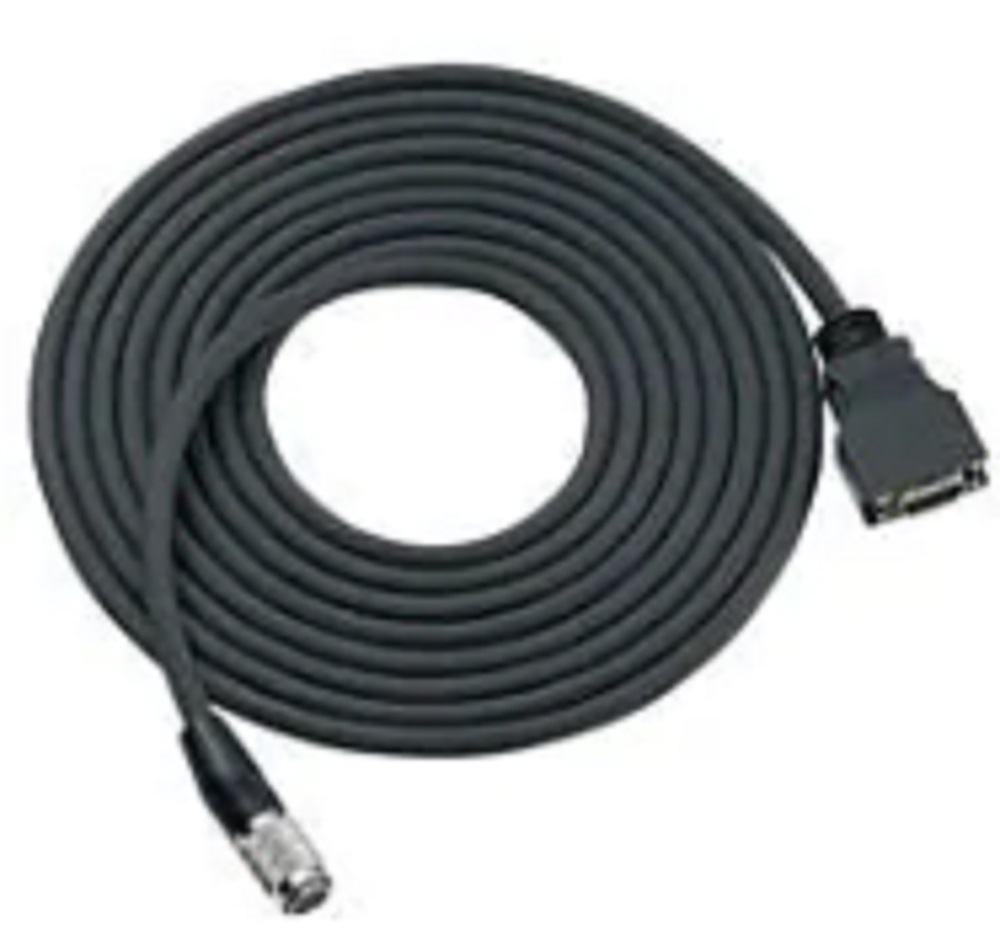 Keyence CA-CN5R Intuitive Vision System Flex-resistant Camera Cable 5 m - Image 1
