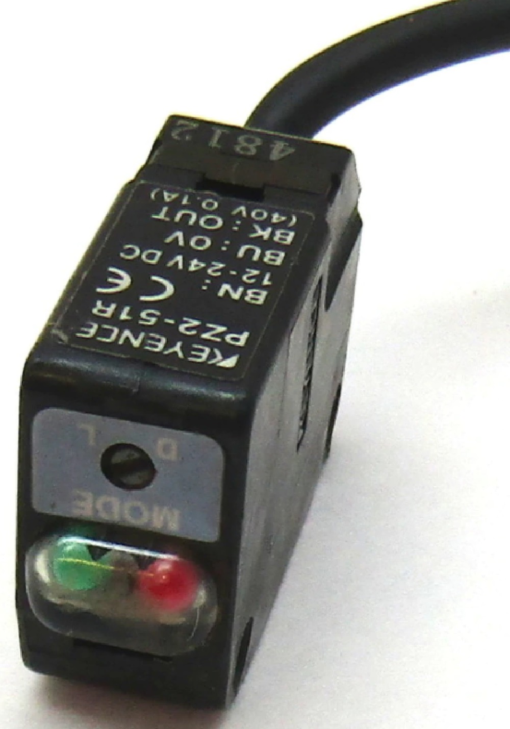 Keyence PZ2-51R Photoelectric Sensor Receiver, Thrubeam, 7M, Red LED - Image 1