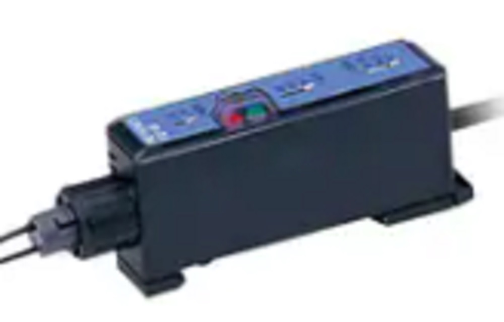 Keyence FS2-60P Fiber Photoelectric Sensor, Fiber Amplifier, Cable Type, PNP - Image 1