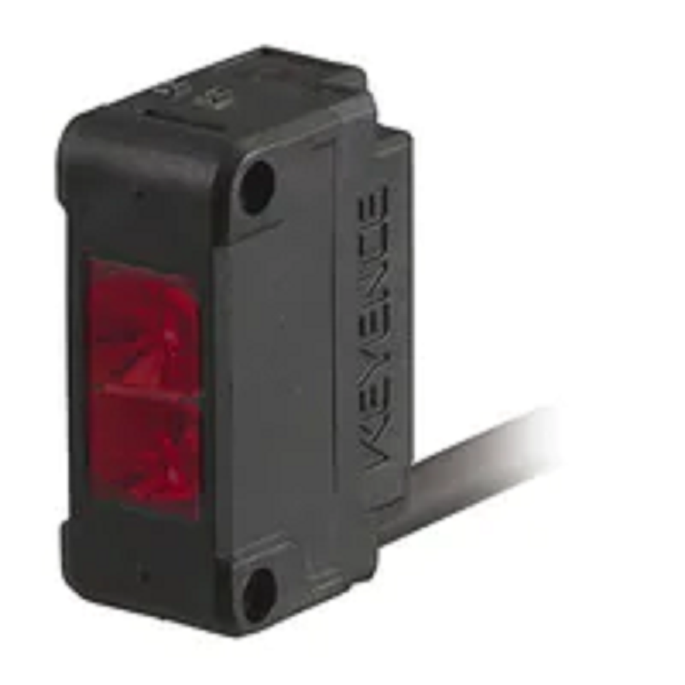Keyence PZ-G62CP Square Retro-Reflective M8 Connector Type, PNP - Image 1