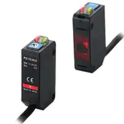 Keyence PZ-M53P Square Transmissive M12 Connector Type, PNP - Image 1