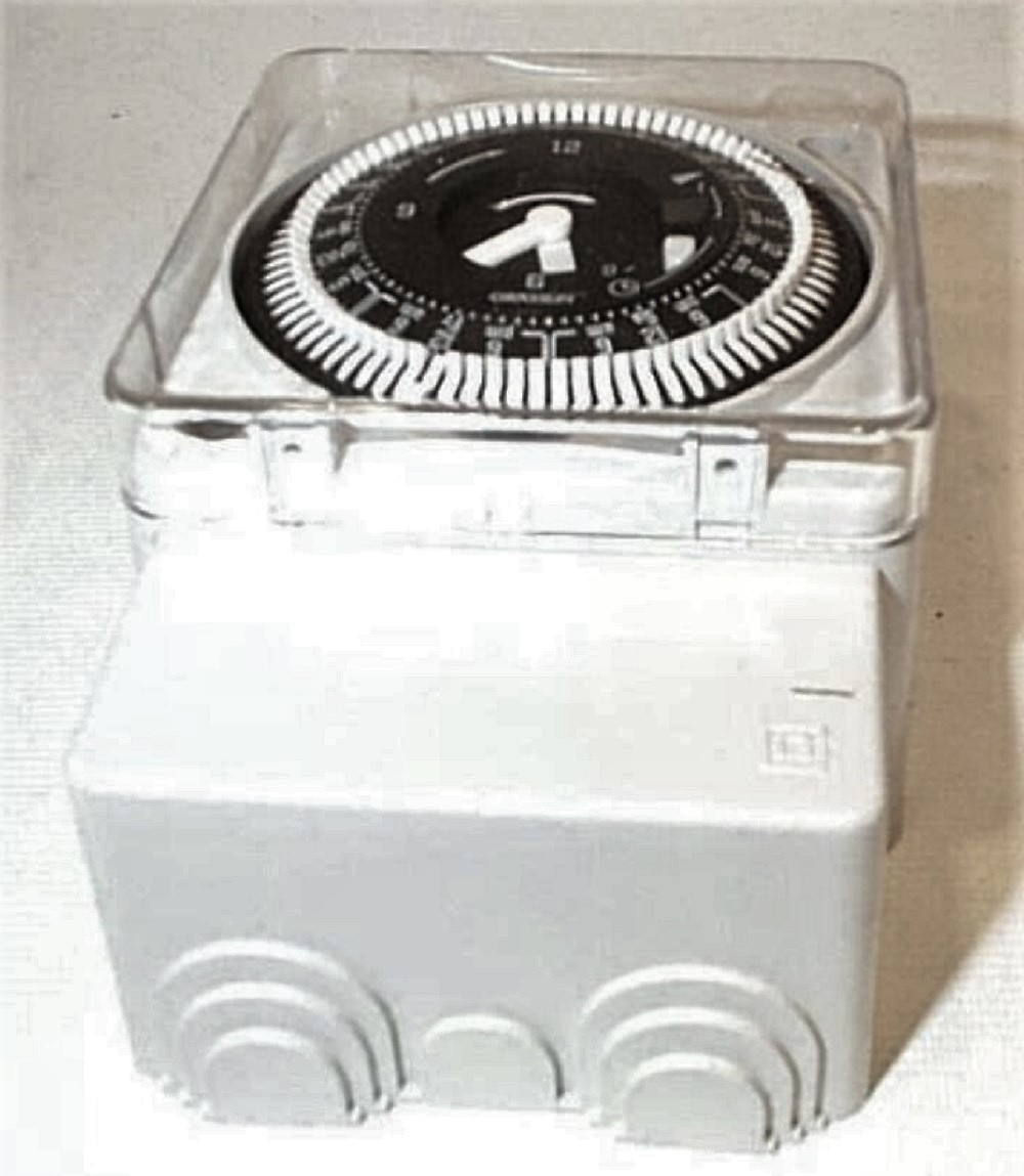Johnson Controls C-7355-1 Electromechanical Clock - Image 1