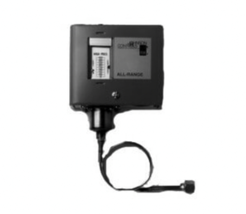 Johnson Controls P29NC-3 Low Pressure Cutout Control (120/240 VAC) - Image 1