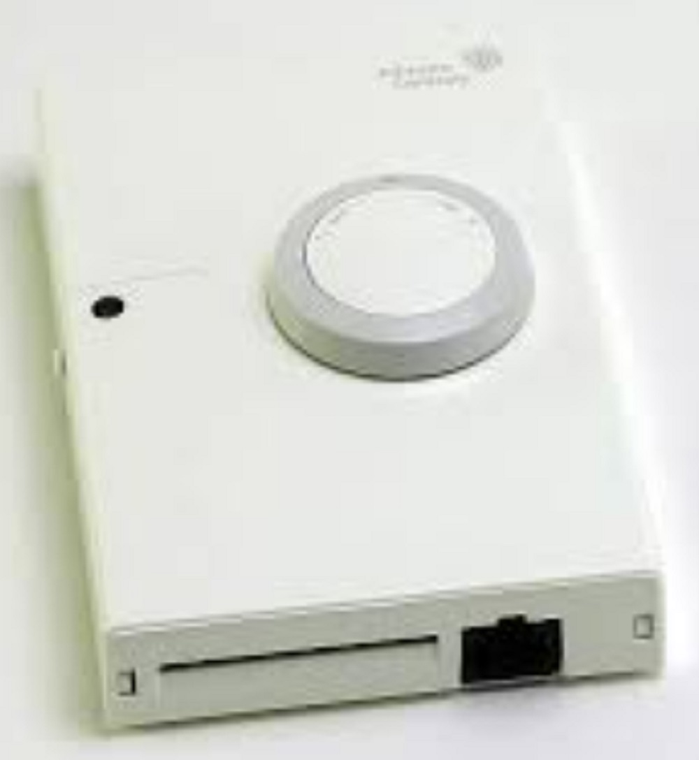 Johnson Controls NS-BTP7001-2 Network Zone Sensor, Temperature Only, Warm/Cool - Image 1