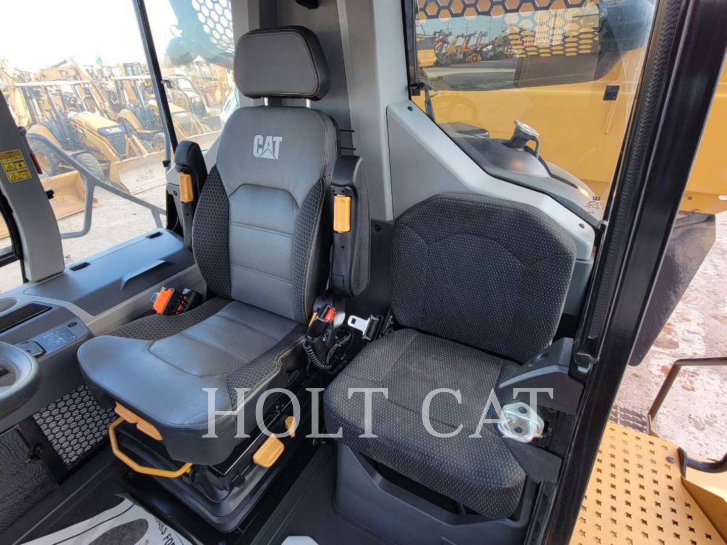 Caterpillar 745, Articulated Truck, 847 hours, S/N: 3T605874, 2023