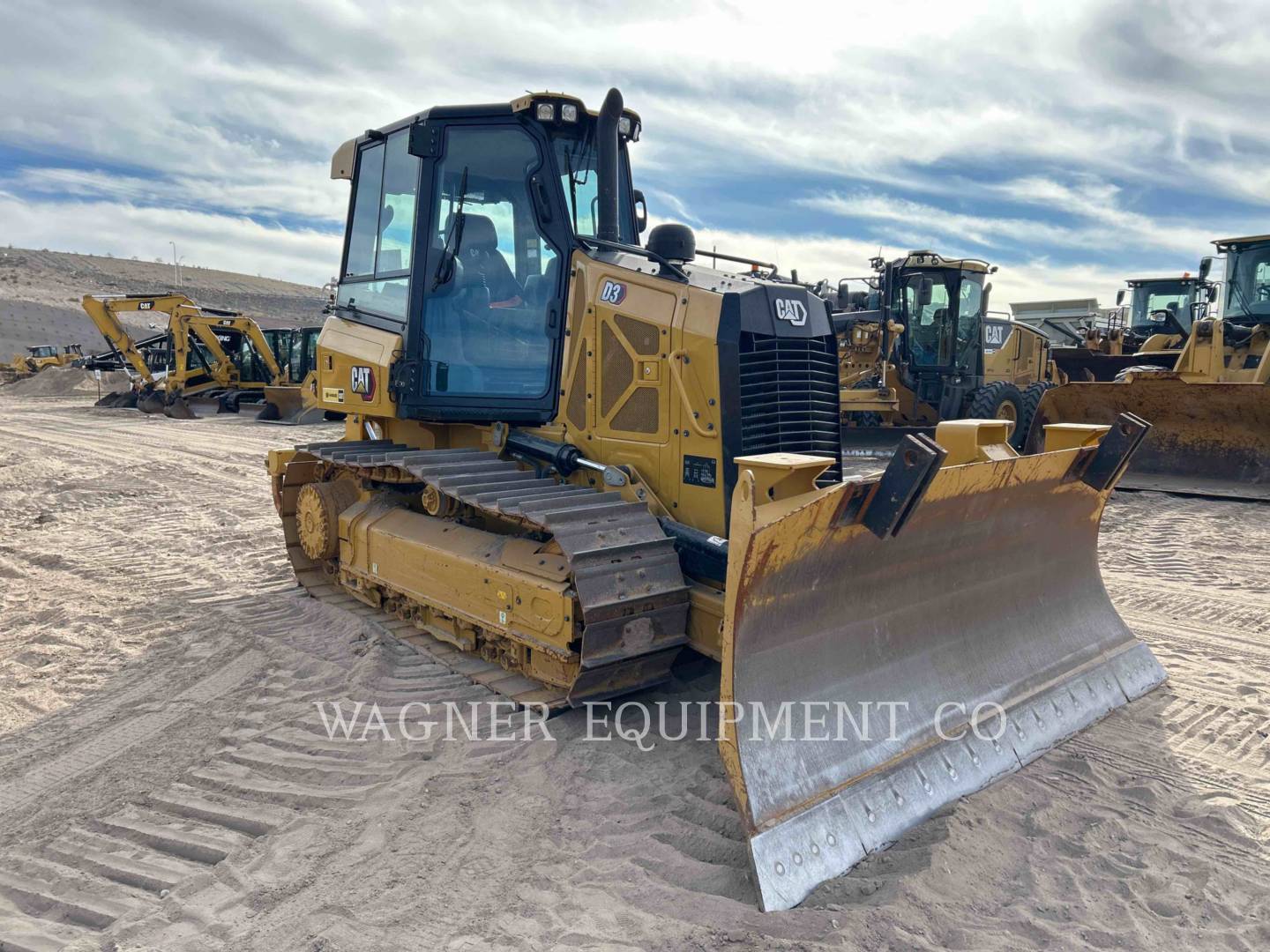 Caterpillar D3, Crawler Dozer, 75 hours, S/N: XKW04469, 2023 - Image 2