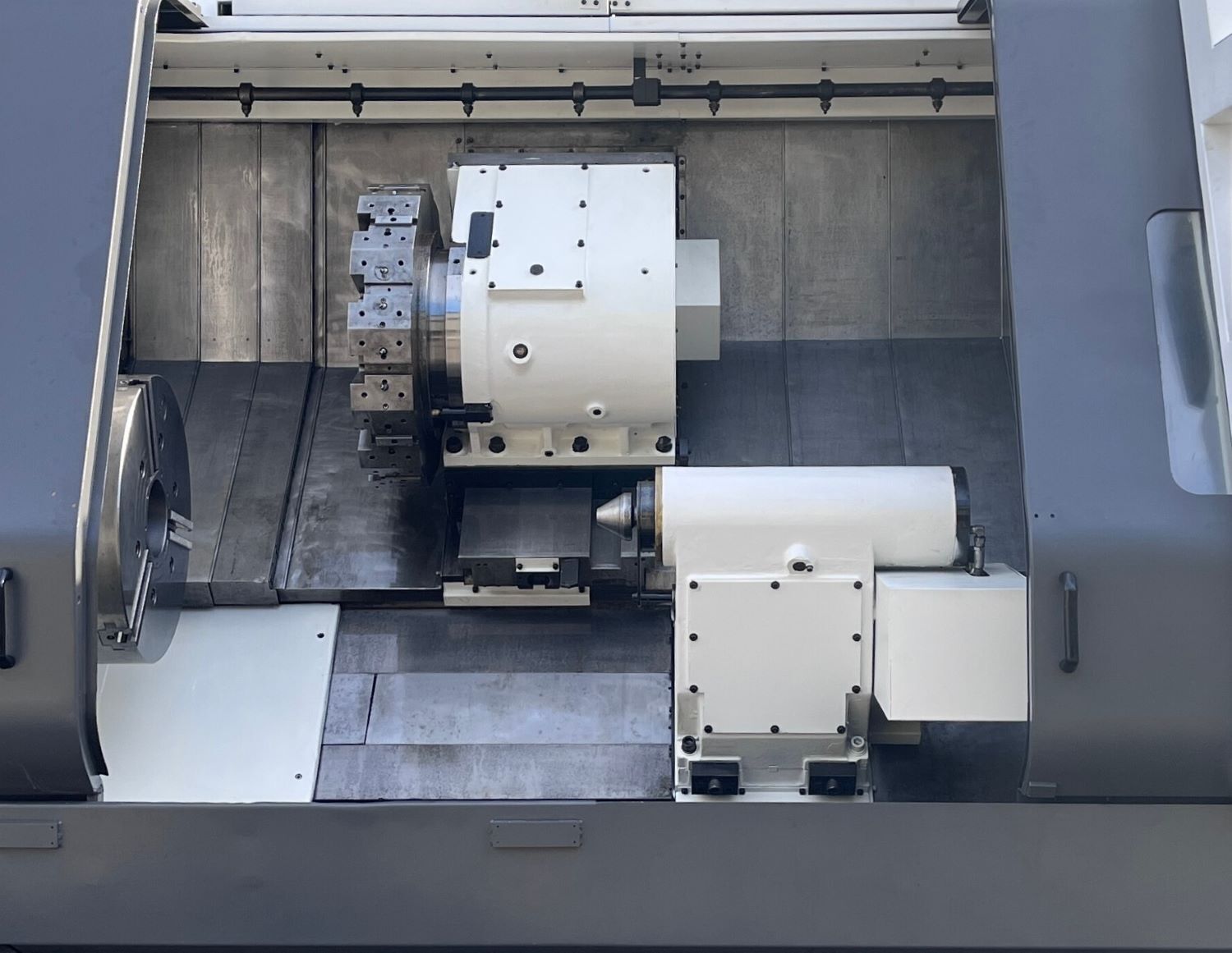 Hwacheon #Hi-Tech-700, CNC turning center, 35.4" swing, 24" chuck, 3-jaw, 4.9" bar, 80" centers, 27.56" dia. - Image 7